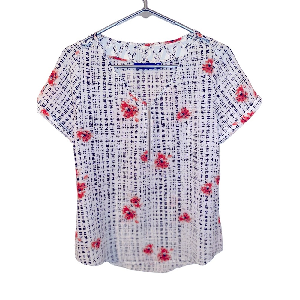 APT. 9 women’s blouse. Size x-small. Worn once